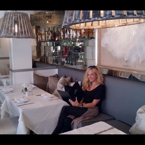 Meet your Posher, KK - Picture 4 of 4